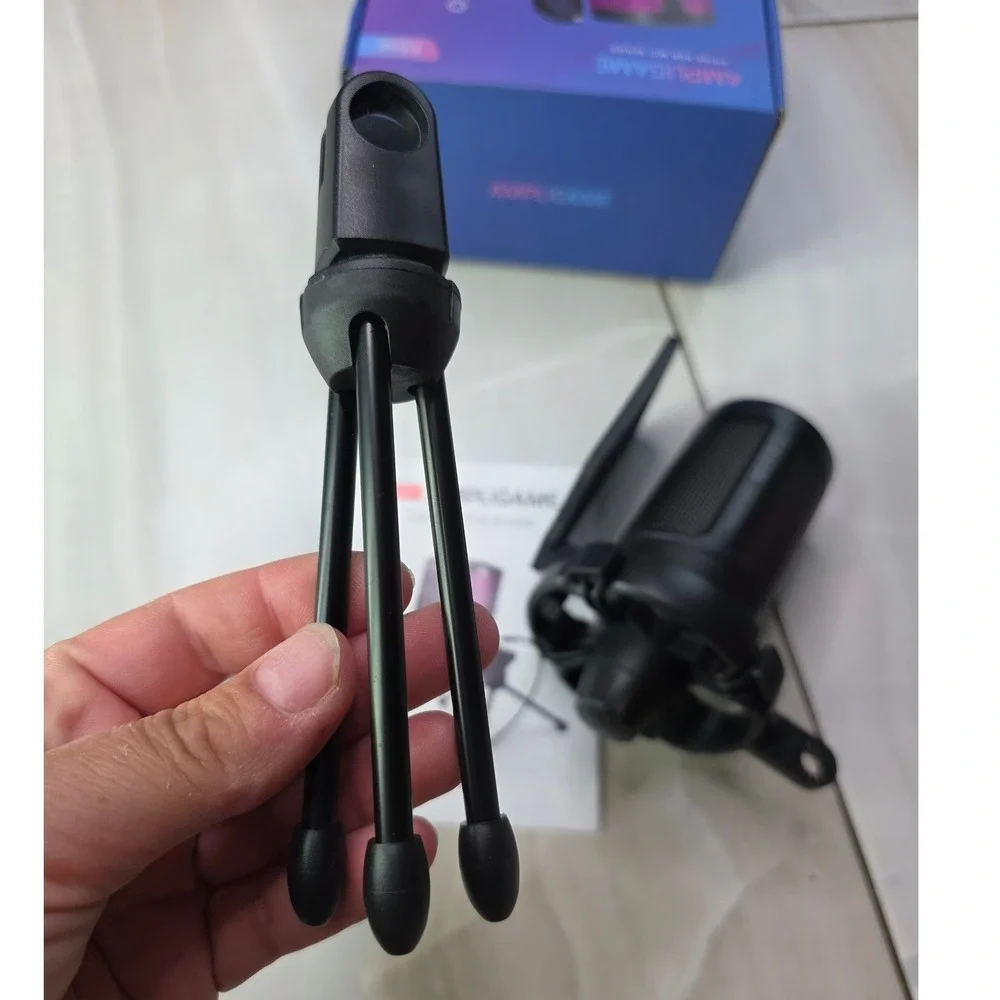 Fifine AmpliGame A6V USB Gaming‎ Microphone RGB Condenser Mic Tripod Stand S2